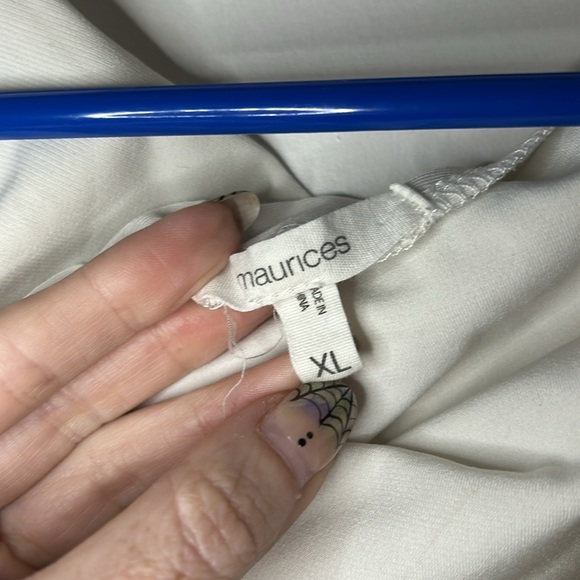 Maurices white size xl blouse, draped back. - Picture 2 of 4